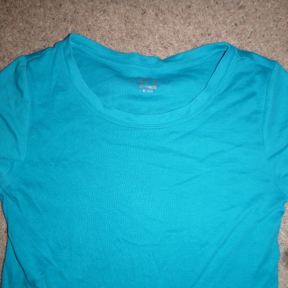 Women's Long Fitted Short Sleeved T-Shirt - Picture 2 of 3